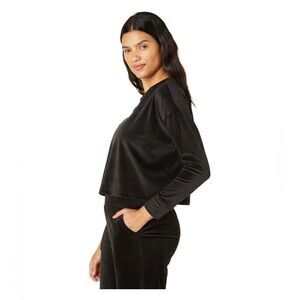 Beyond Yoga Brushed Up Pullover
NEW with tags 
Size Large 
Black